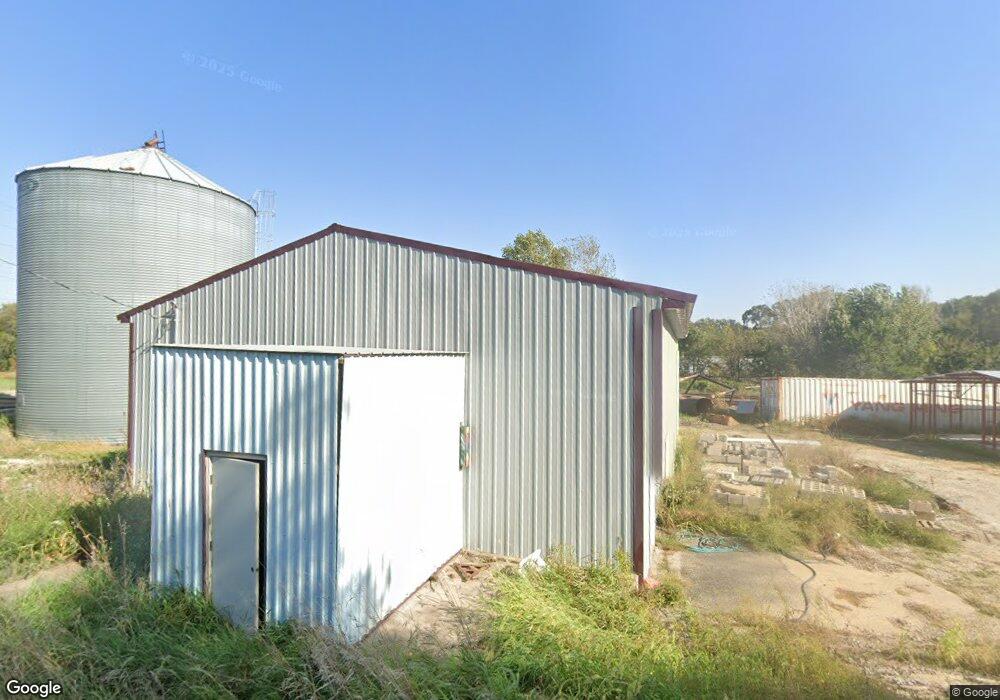 211 S 5th Ave, Logan, IA 51546 - photo 1