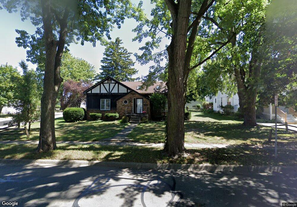 916 N Main St, Auburn, IN 46706 - photo 1