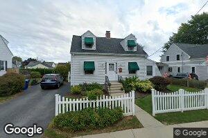 88 Eustis Ave, Newport, RI 02840