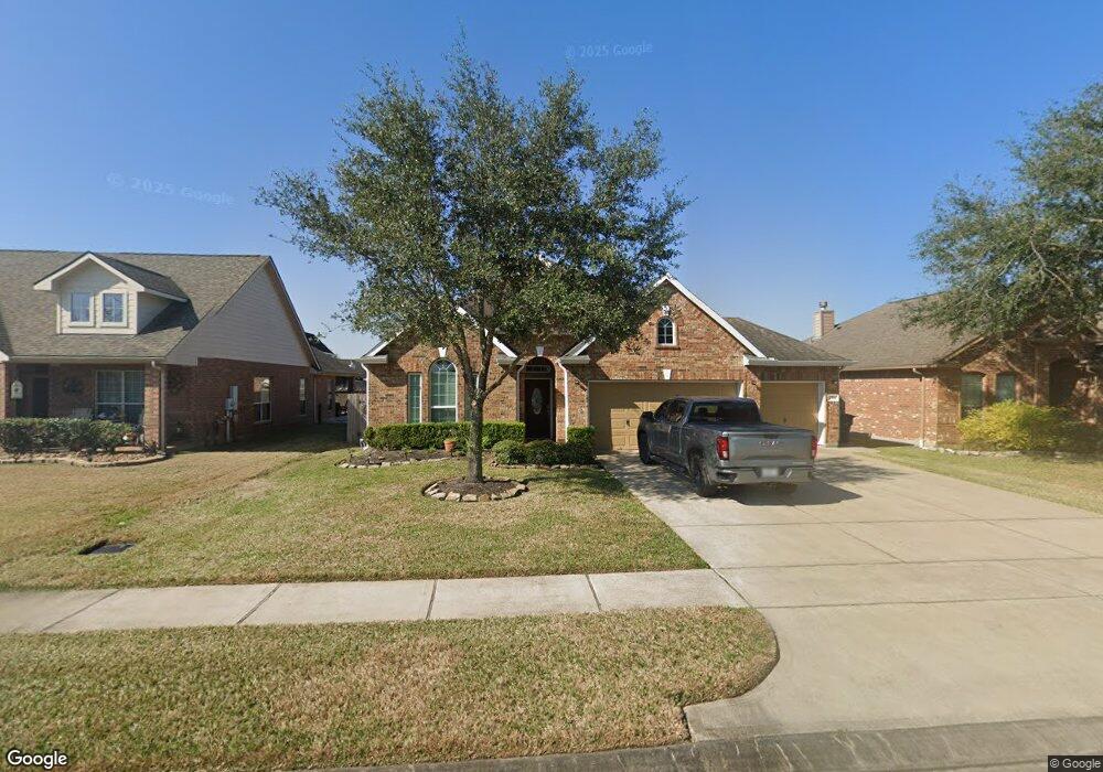 1533 Allison St, Alvin, TX 77511 - photo 1