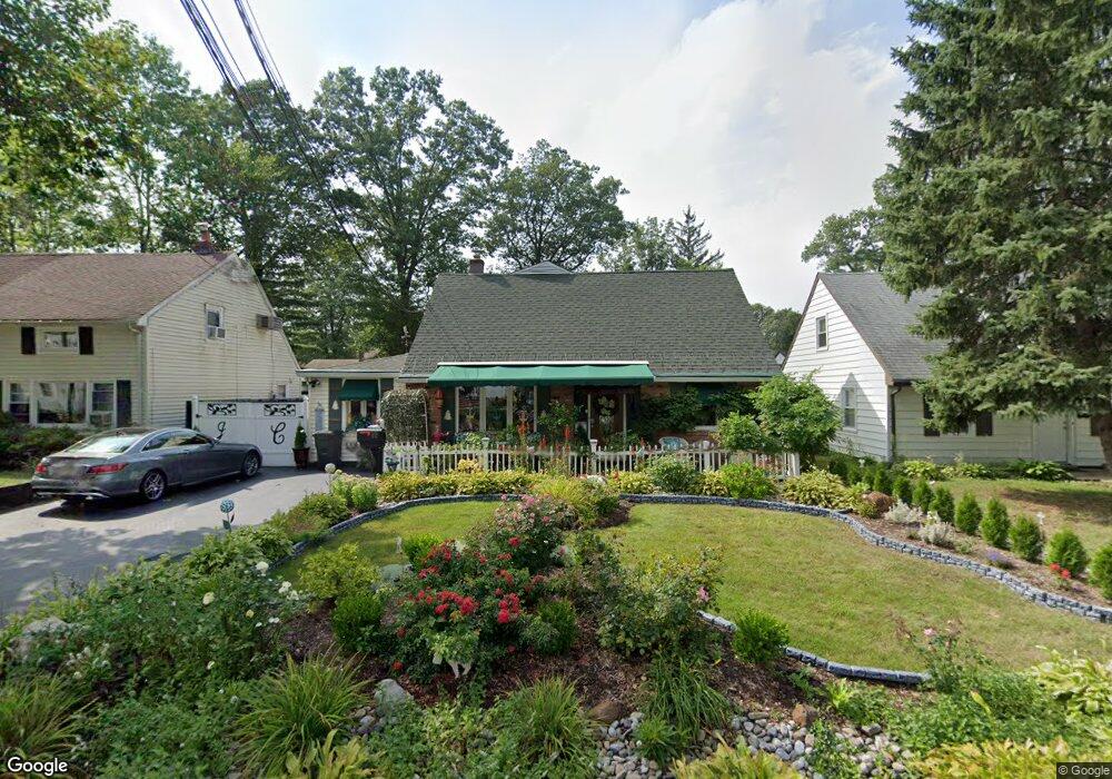 12 Hunterdon Rd, West Orange, NJ 07052 - photo 1