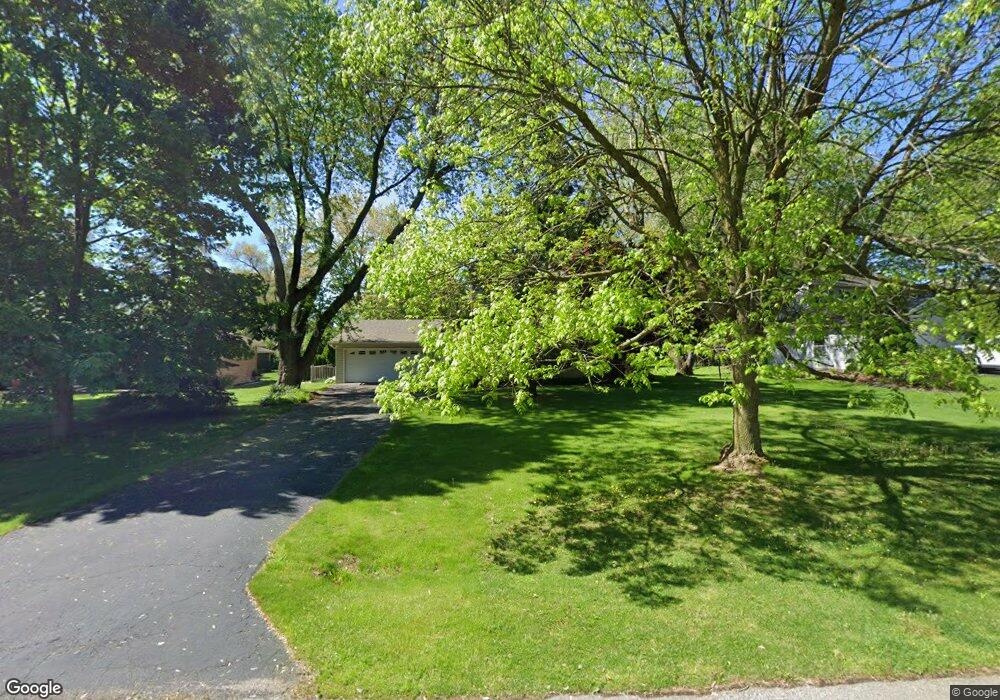 219 Eileen Dr, Bloomfield Hills, MI 48302 - photo 1