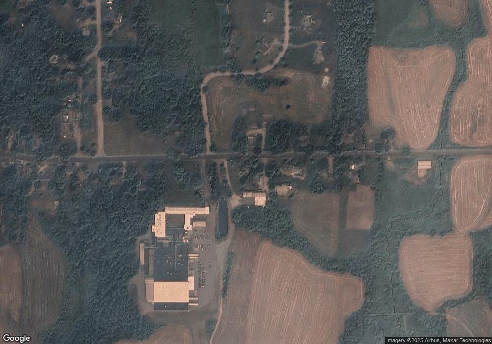 261 Woodstock Rd, Woodstock, CT 06281 - photo 1