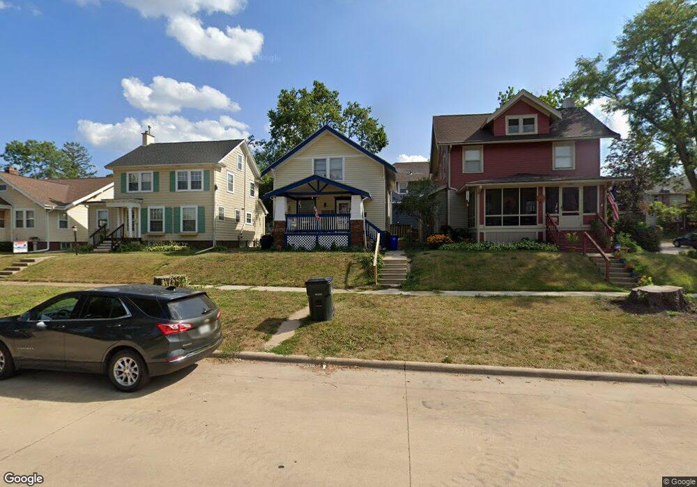2005 Washington Ave SE, Cedar Rapids, IA 52403 - photo 1