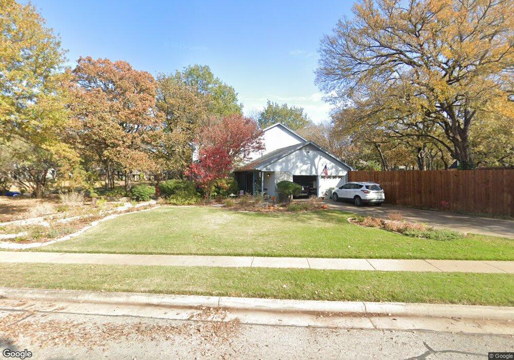 1220 Circle Ln, Bedford, TX 76022 - photo 1