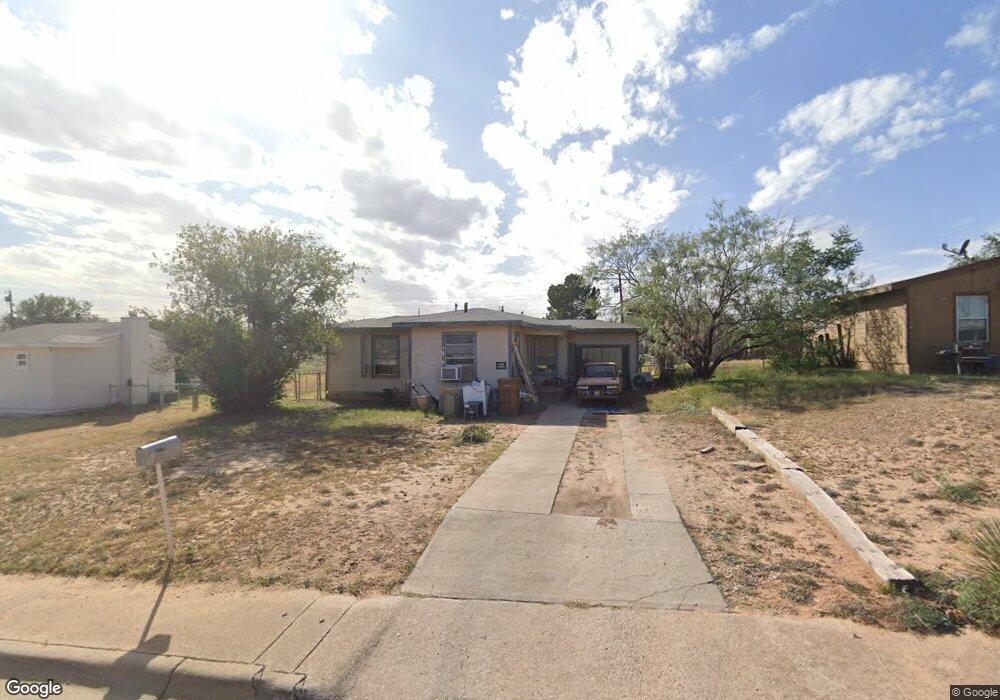 1106 Stanford Ave, Big Spring, TX 79720 - photo 1