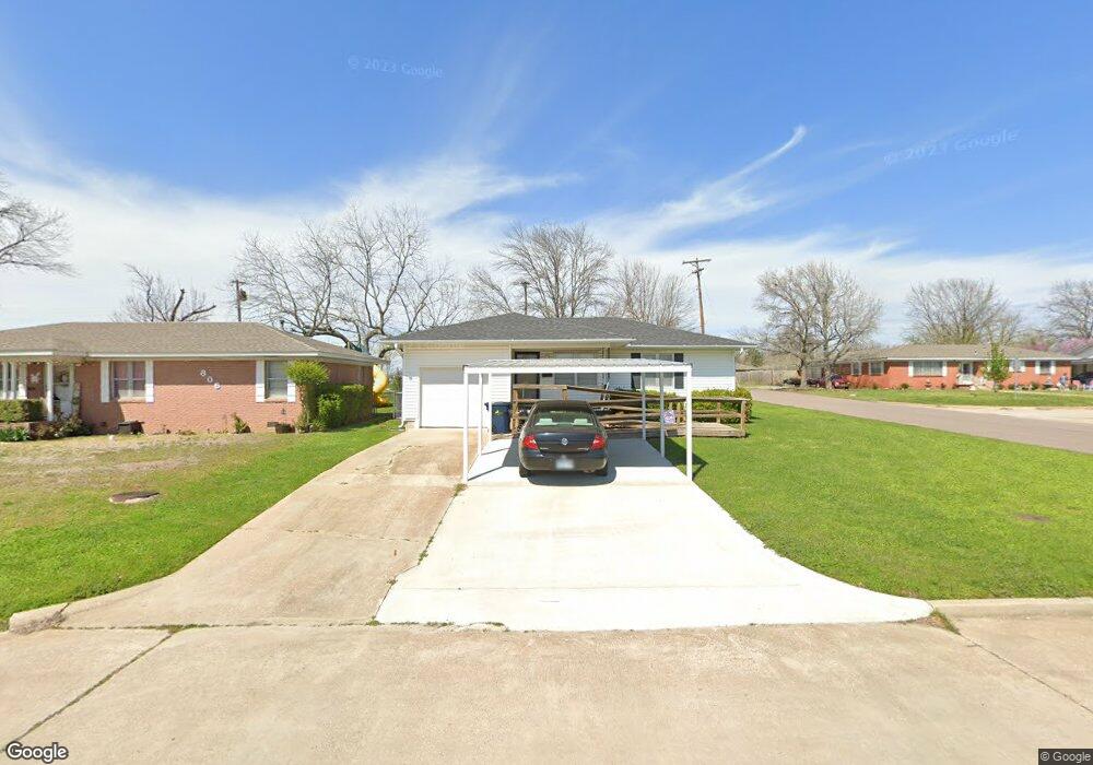 800 Charles Dr, Ada, OK 74820 - photo 1