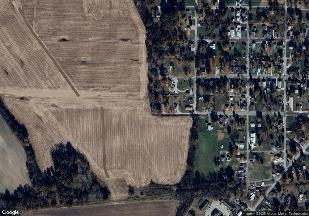 1024 W 3rd St, Bicknell, IN 47512 - photo 1