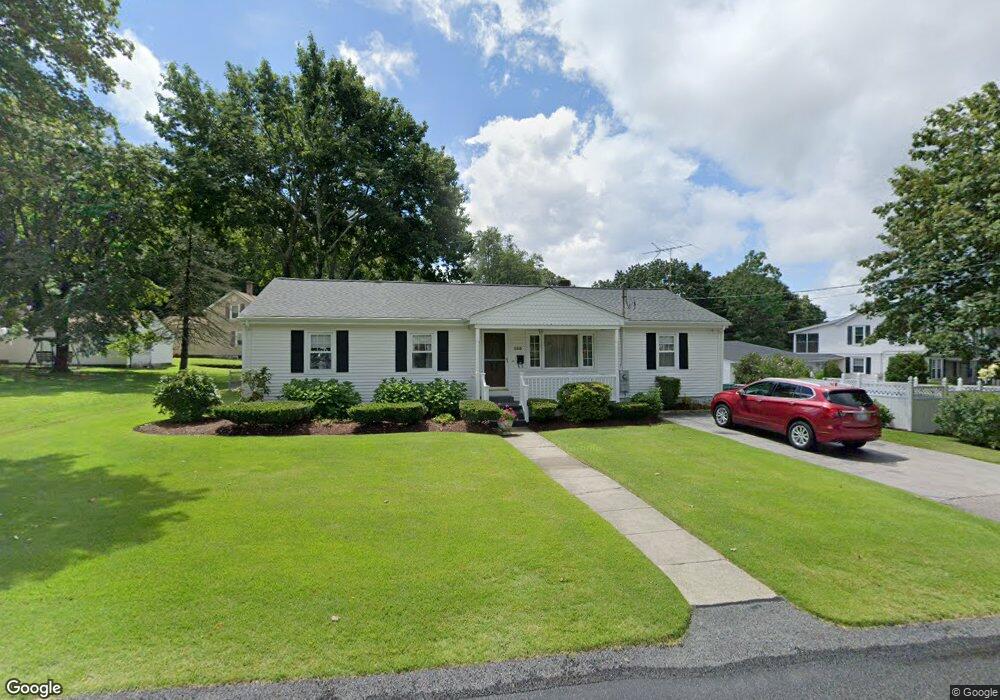 125 Manila Ave, Woonsocket, RI 02895 - photo 1