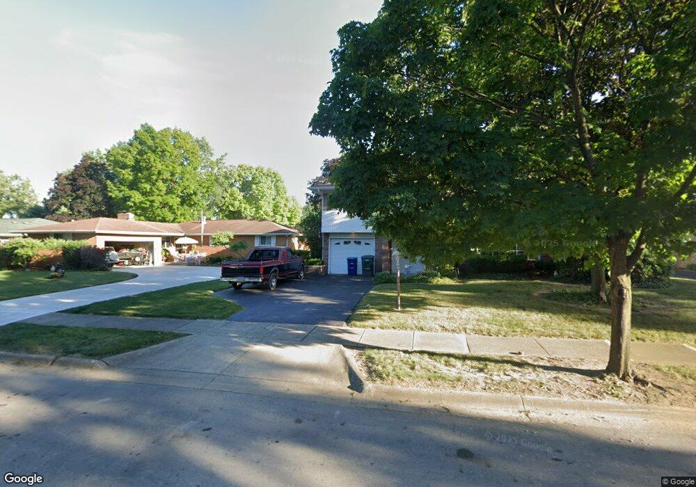 1493 Fahlander Dr S, Columbus, OH 43229 - photo 1