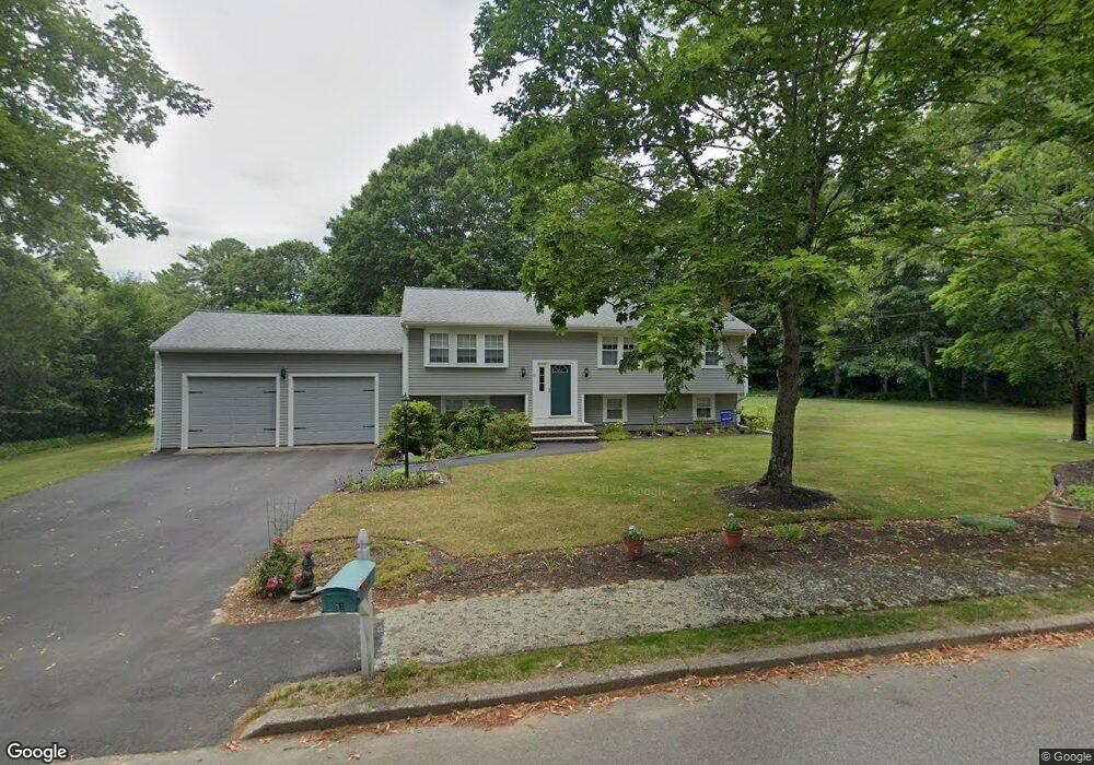 93 Atkinson Dr, Bridgewater, MA 02324 - photo 1