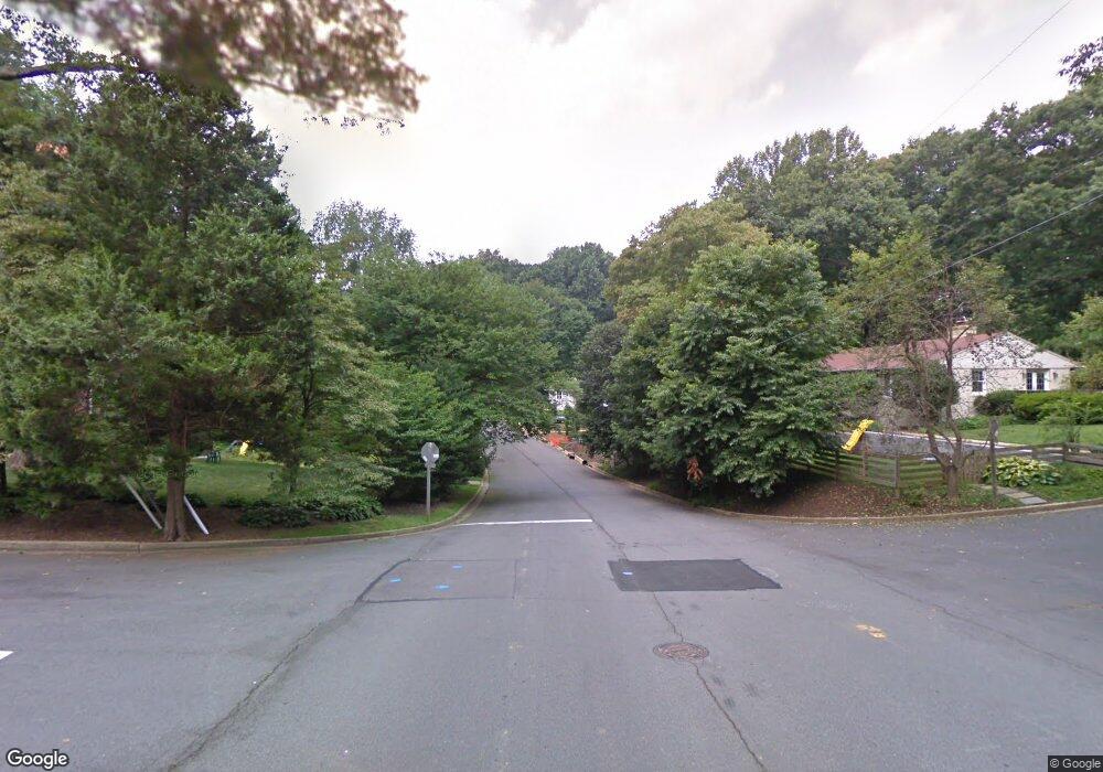 6343 Lakewood Dr, Falls Church, VA 22041 - photo 1