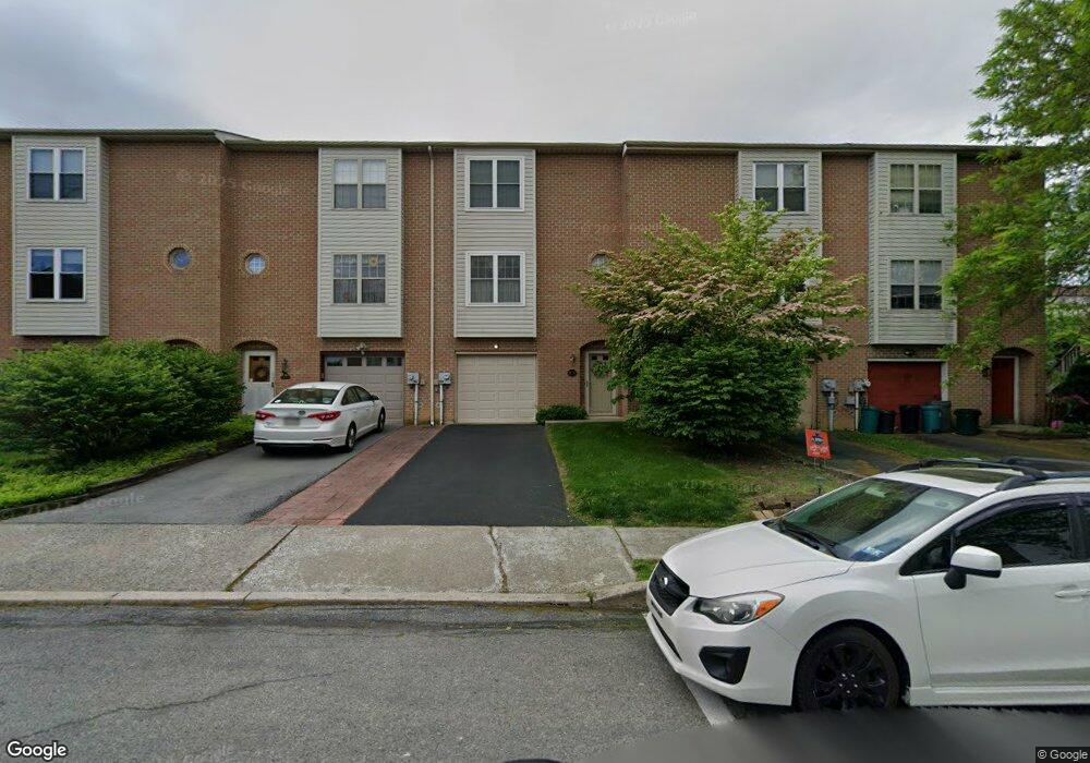 326 W 2nd St, Alburtis, PA 18011 - photo 1