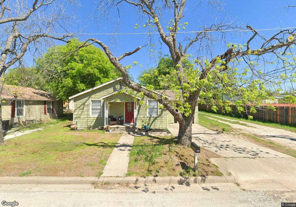 110 W 2nd St, Weatherford, TX 76086 - photo 1