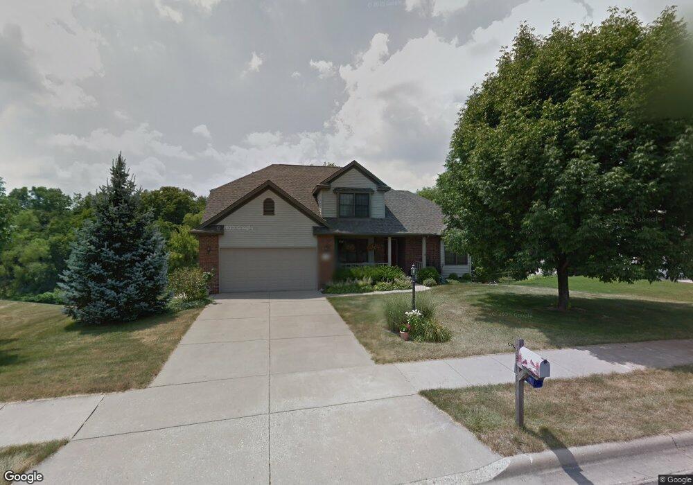 5215 N Rothmere Dr, Peoria, IL 61615 - photo 1