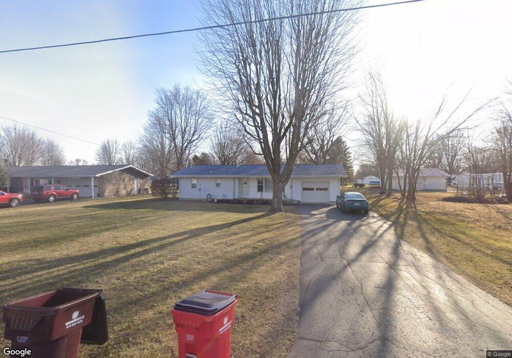 712 N Johnson St, Ada, OH 45810 - photo 1