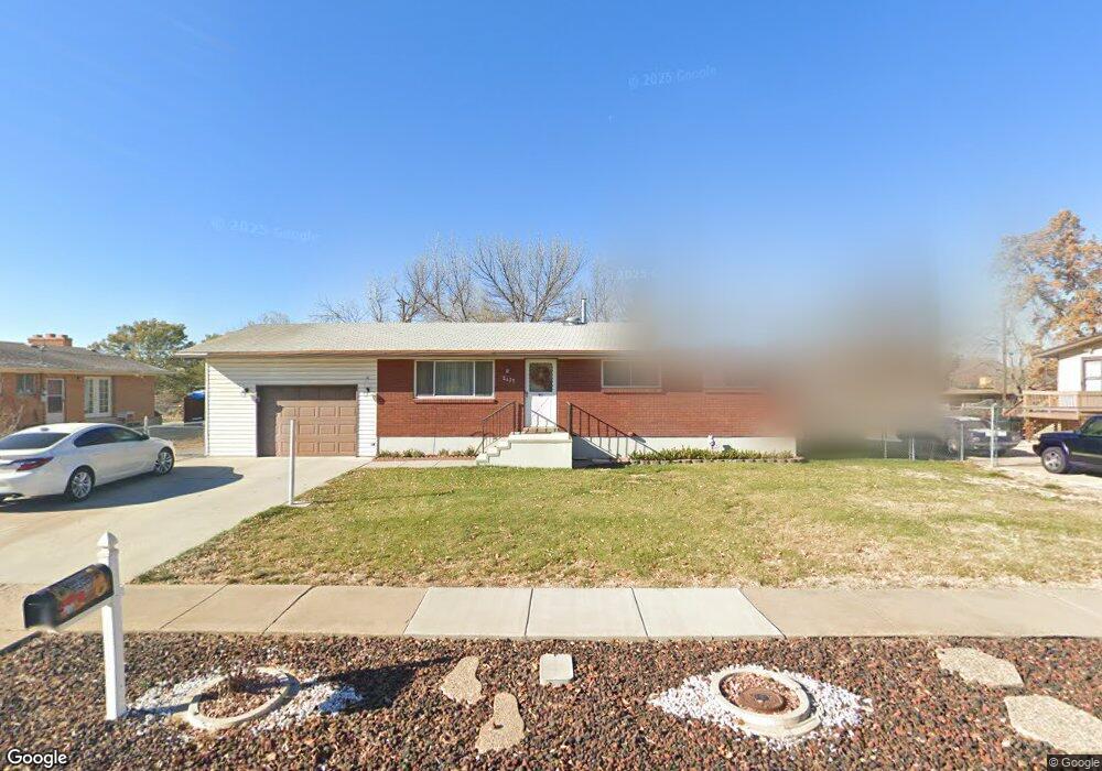 2437 N 840 W, Clearfield, UT 84015 - photo 1