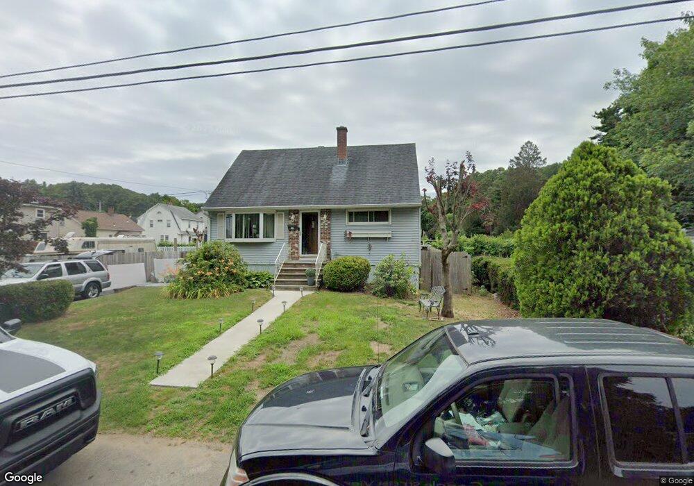 19 Hemingway Place, New Haven, CT 06513 - photo 1