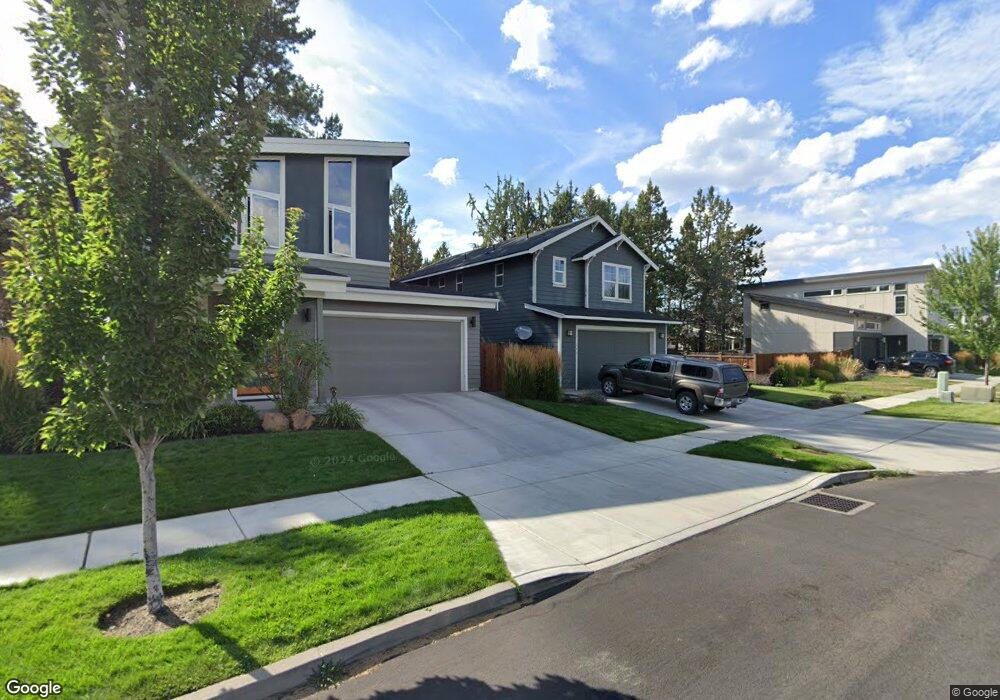 61530 Friar Tuck Ln, Bend, OR 97702 - photo 1