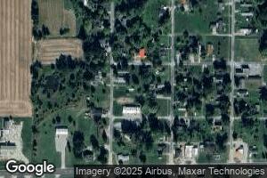 306 N Everett St, Odin, IL 62870