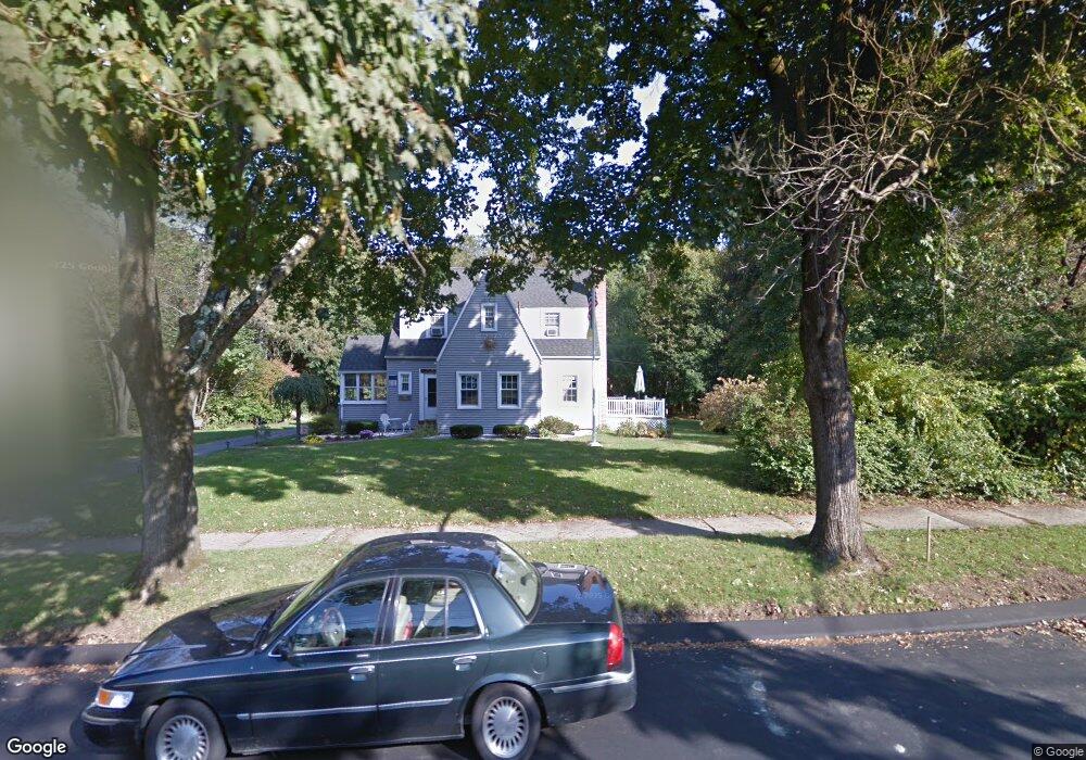 81 Craiwell Ave, West Springfield, MA 01089 - photo 1