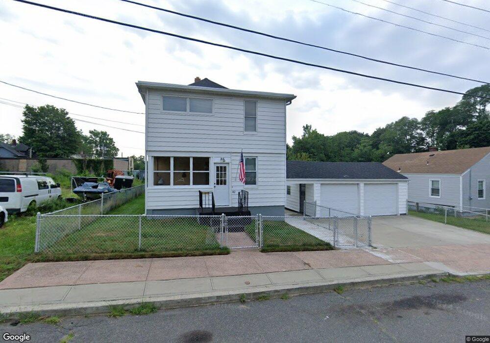 42 Locust St, West Haven, CT 06516 - photo 1