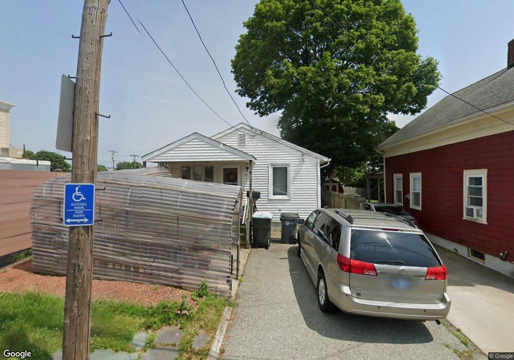 19 Flora St, Providence, RI 02904 - photo 1