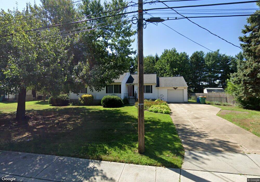 11 Leshin Ln, Hightstown, NJ 08520 - photo 1