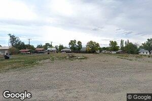 211 6th St E, Hardin, MT 59034