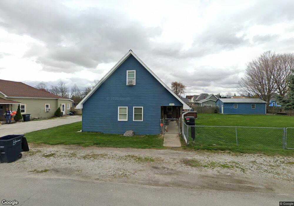 1907 N D St, Elwood, IN 46036 - photo 1