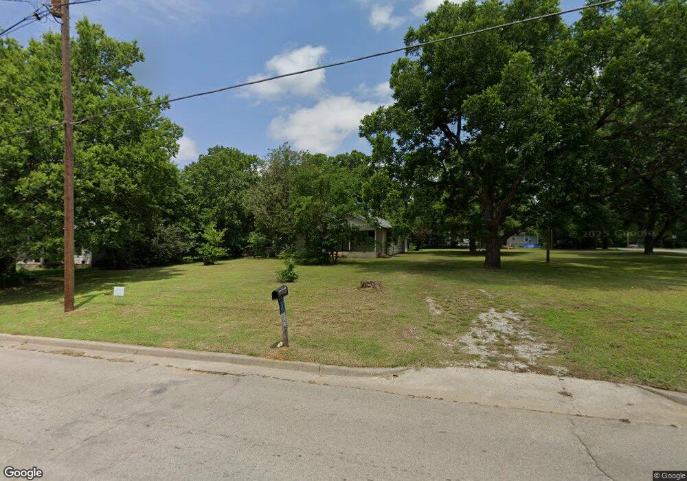 1419 3rd Ave NE, Ardmore, OK 73401 - photo 1