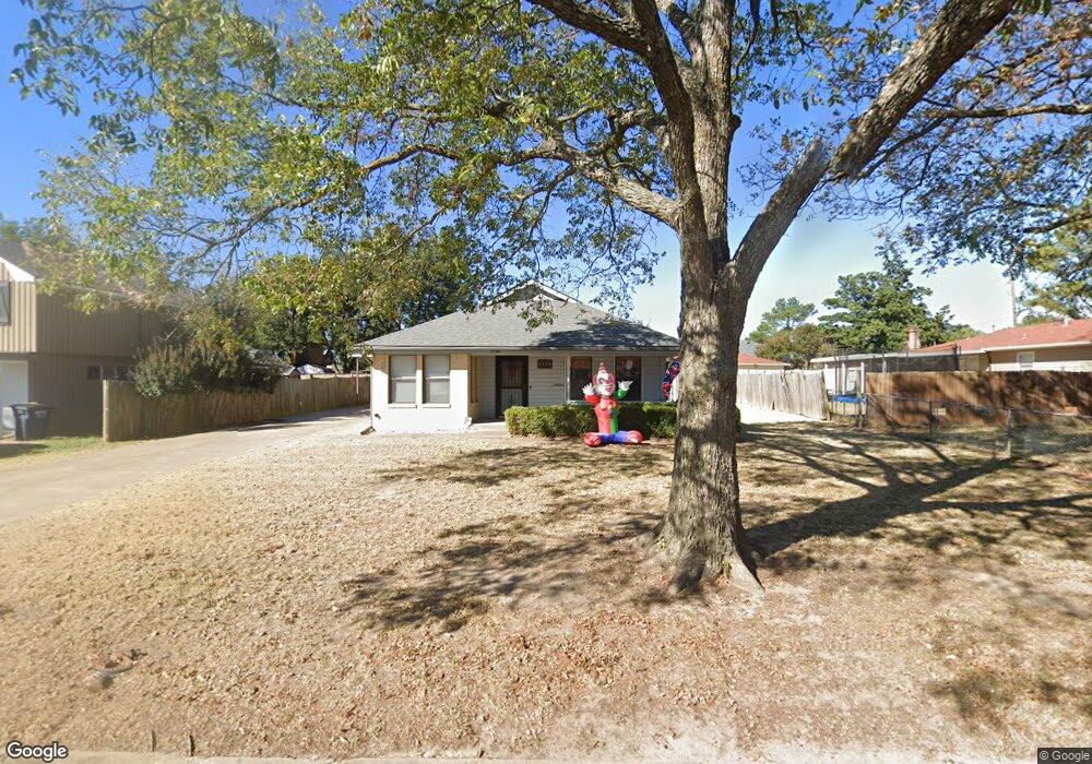 1936 N Minnesota Ave, Shawnee, OK 74804 - photo 1