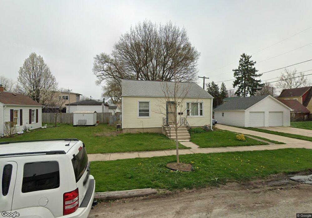 15 N Harrison Ave, Aurora, IL 60506 - photo 1