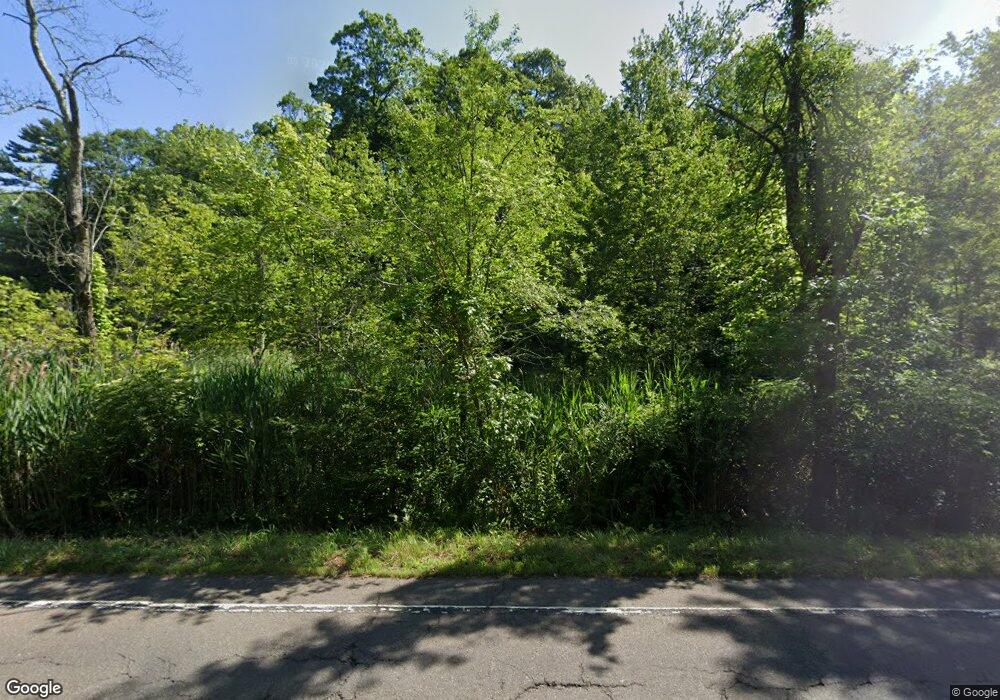 738 Leetes Island Rd, Branford, CT 06405 - photo 1