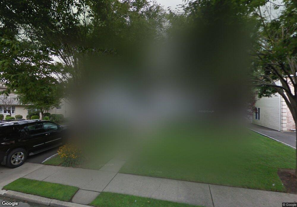 182 Lawrence Dr, Paramus, NJ 07652 - photo 1