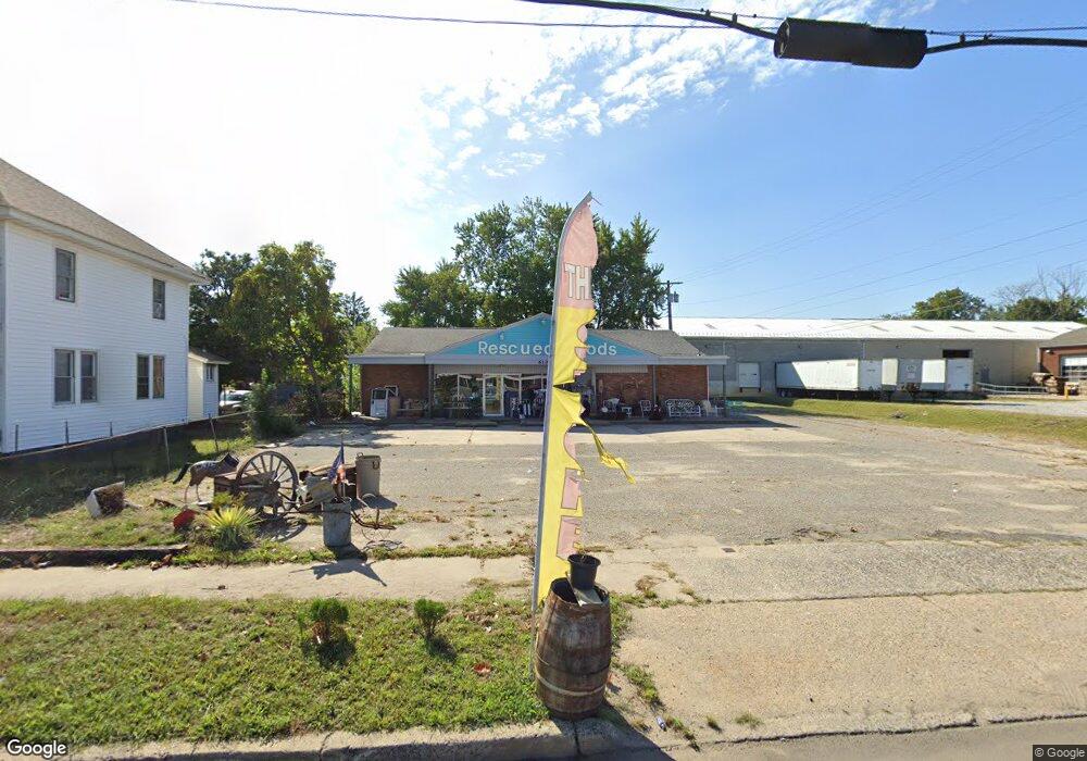 610 W Broad St, Paulsboro, NJ 08066 - photo 1