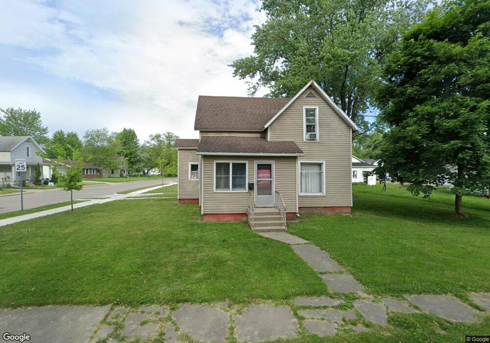 302 N Rosenberger St, Nappanee, IN 46550 - photo 1