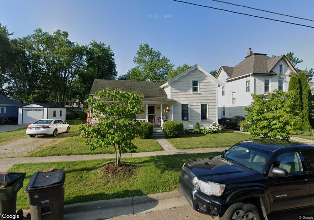 106 Beech St E, Three Oaks, MI 49128 - photo 1