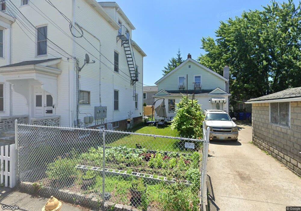 20 Carson St, Pawtucket, RI 02860 - photo 1