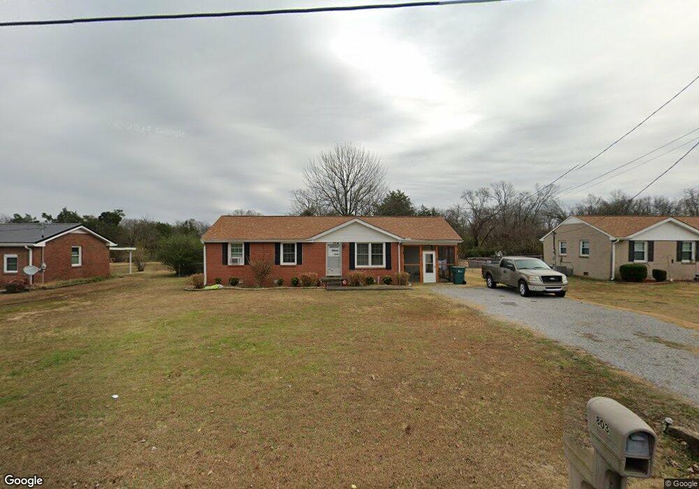 803 Kent Dr, Lebanon, TN 37087 - photo 1