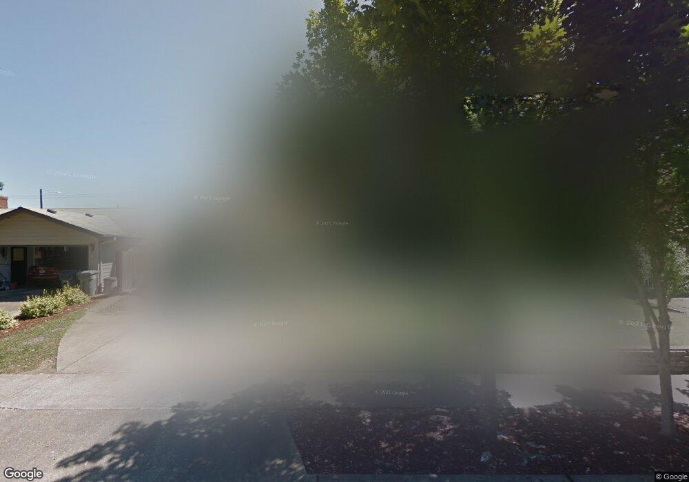 525 68th Place, Springfield, OR 97478 - photo 1