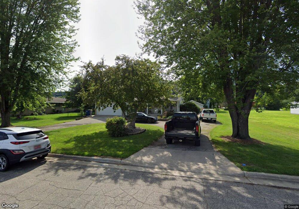 413 Walnut Place, La Crescent, MN 55947 - photo 1