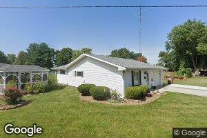 411 N Springfield Rd, Raymond, IL 62560