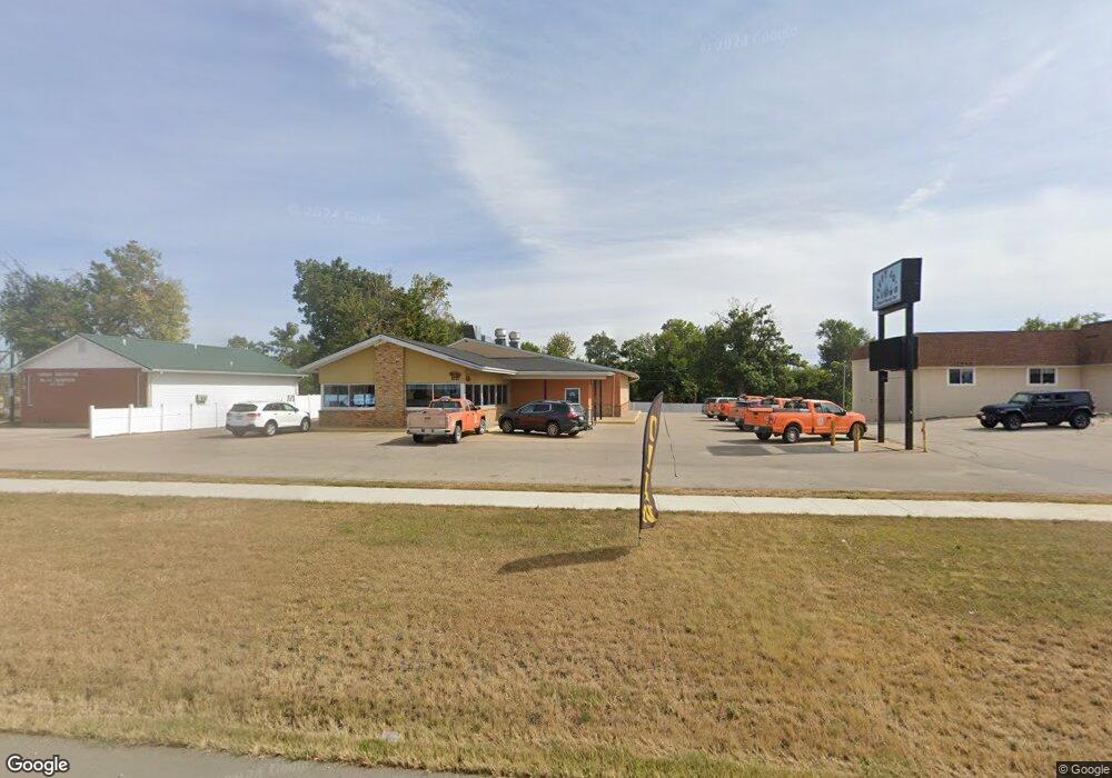 2727 6th St SW, Cedar Rapids, IA 52404 - photo 1