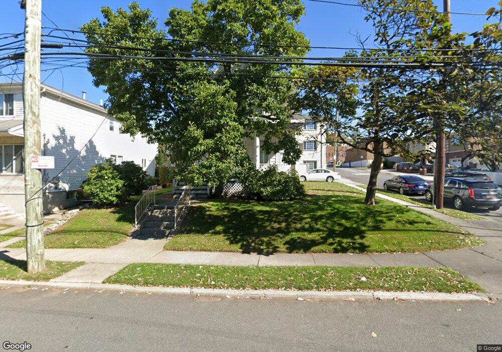 17 Seneca Ave, Staten Island, NY 10301 - photo 1