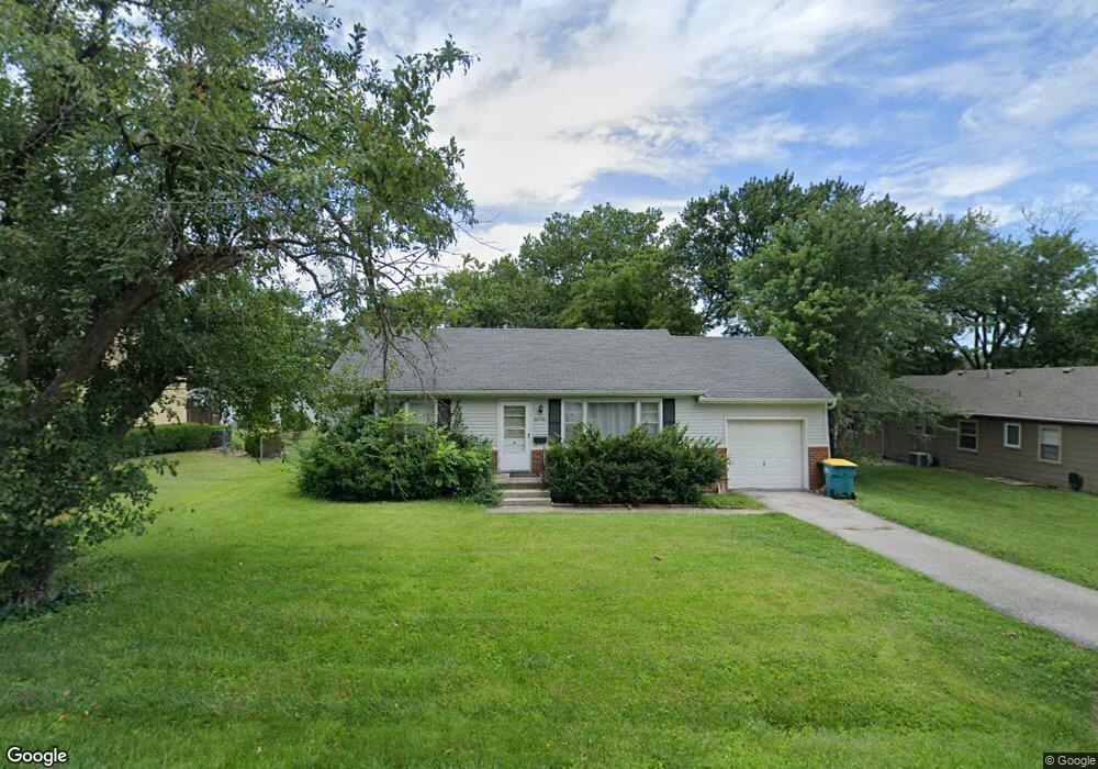 6436 Switzer St, Shawnee, KS 66203 - photo 1