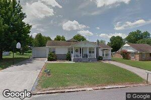 404 NE F St, Stigler, OK 74462
