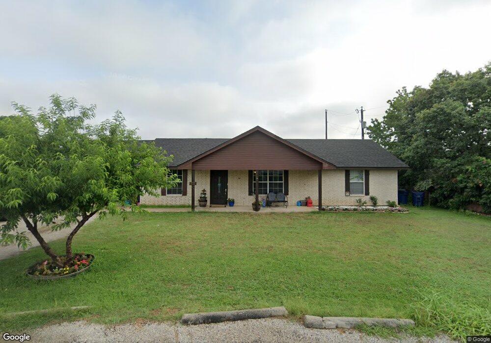 525 Brookfield Dr, Boyd, TX 76023 - photo 1