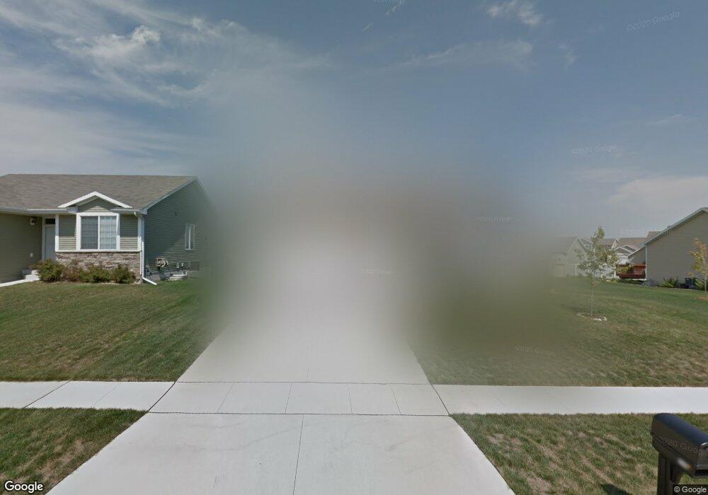 1319 Austin Way, Cedar Falls, IA 50613 - photo 1