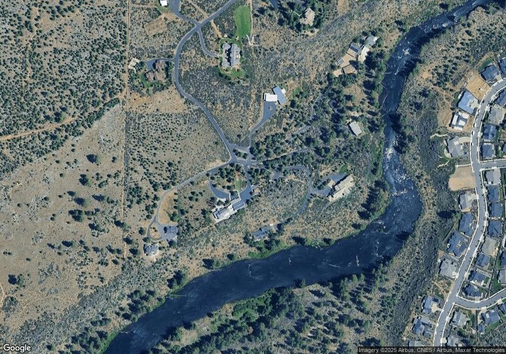 60904 Bachelor View Rd, Bend, OR 97702 - photo 1